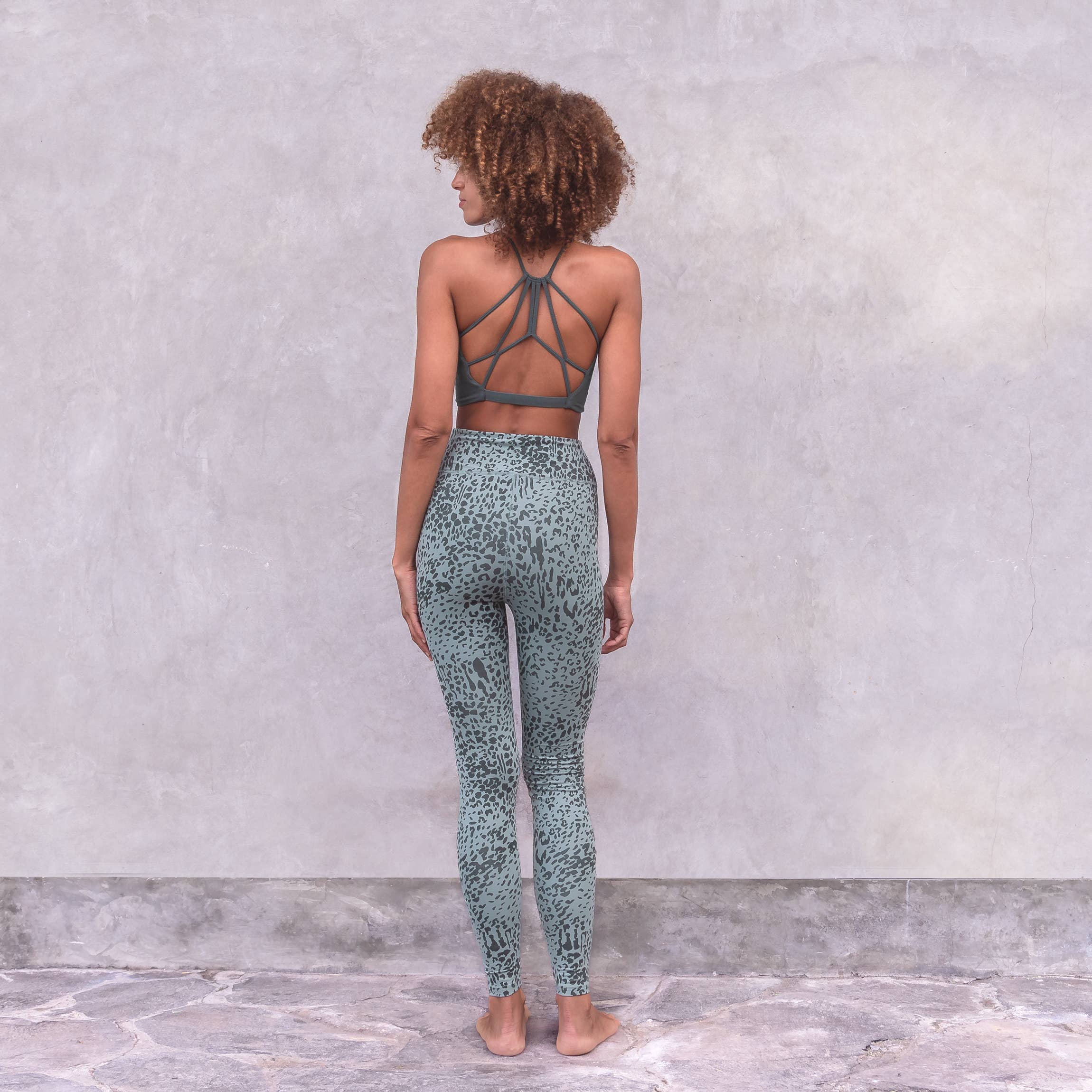 Korkavyötäröiset ekopuuvillaiset leggingsit  joogaan, tanssiin, oleiluun