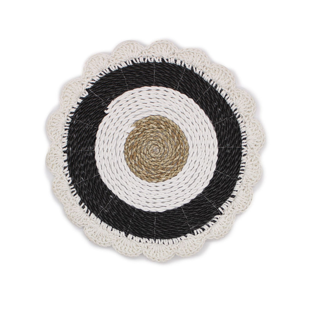 Kuuden luonnonmukaisen seinäkoristeen setti