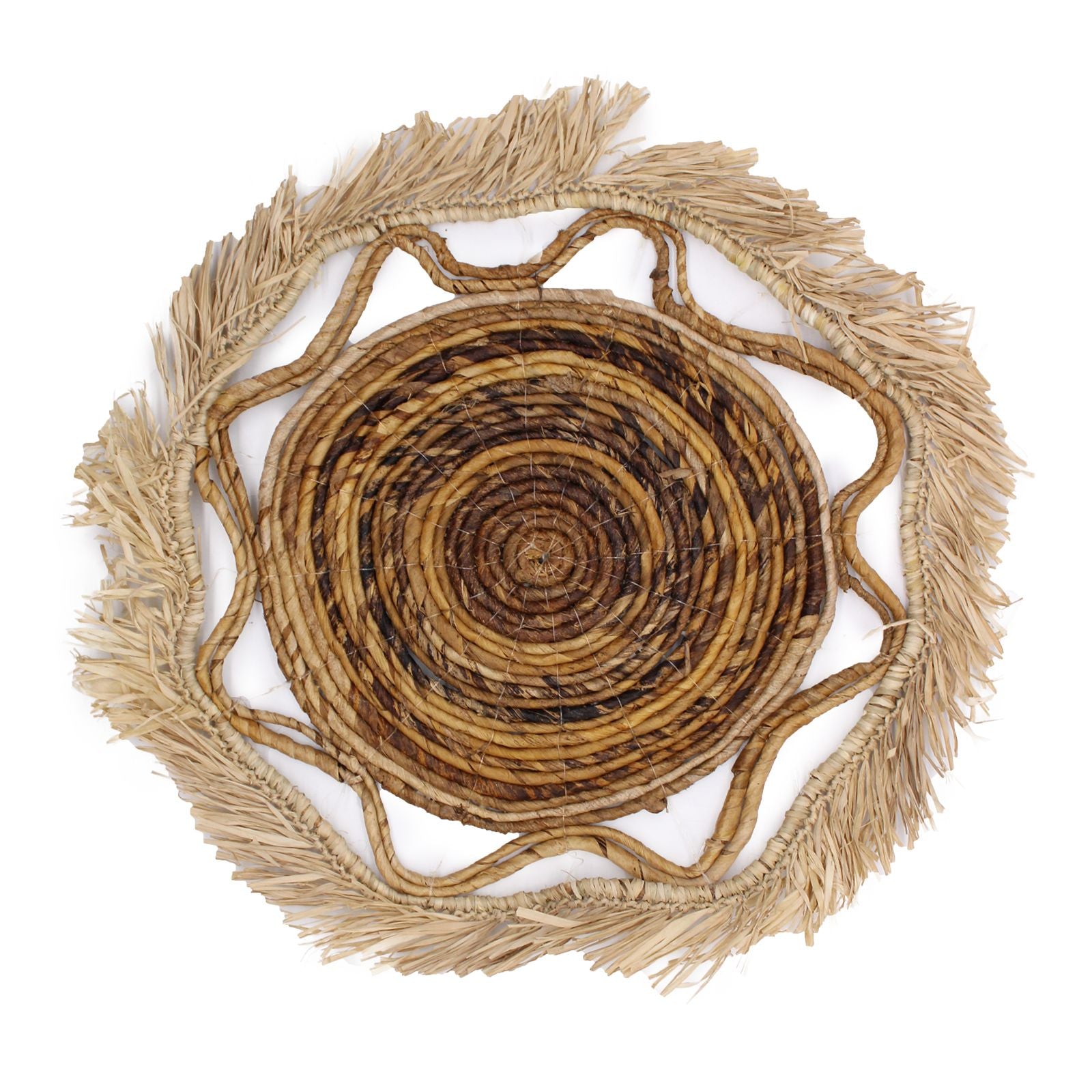 Kuuden luonnonmukaisen seinäkoristeen setti