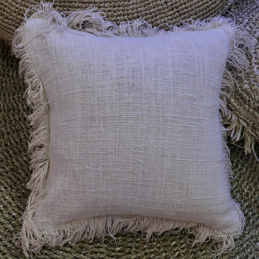 Hapsureunainen pellavatyynyliina 60 x 60 c